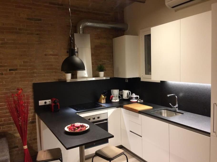 Lovely & Bright Vila Olimpica Beach Apartment Barcelona Eksteriør billede