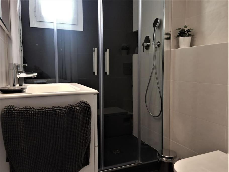 Lovely & Bright Vila Olimpica Beach Apartment Barcelona Eksteriør billede